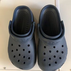 Kids Croc blue size 2